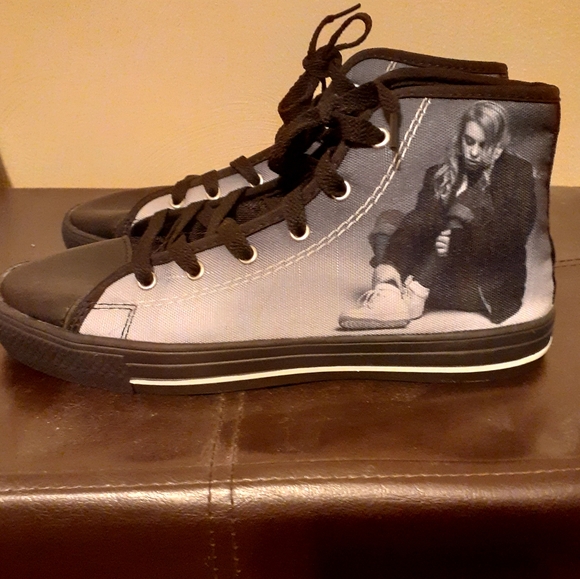 Billie Eilish Shoes - Billie Eilish Lace up shoes